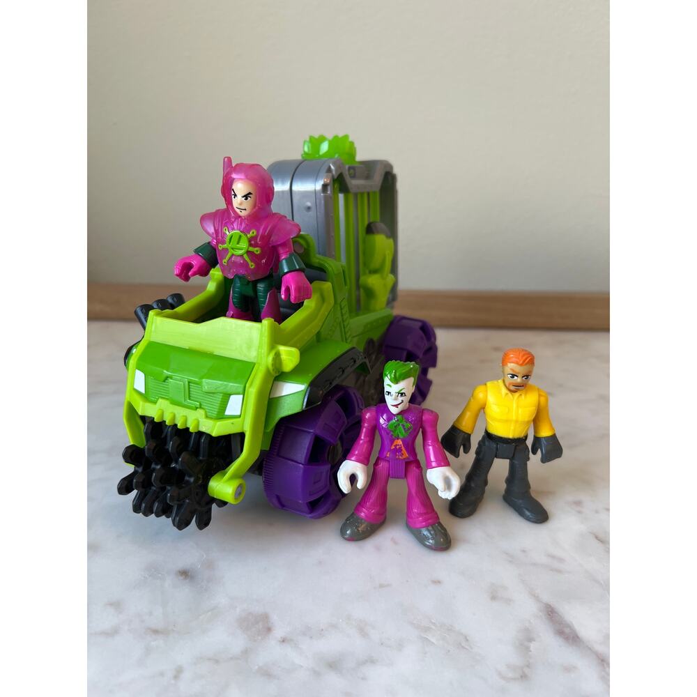 Imaginext DC Super Friends Lex Luthor Hauler with Two extra figures